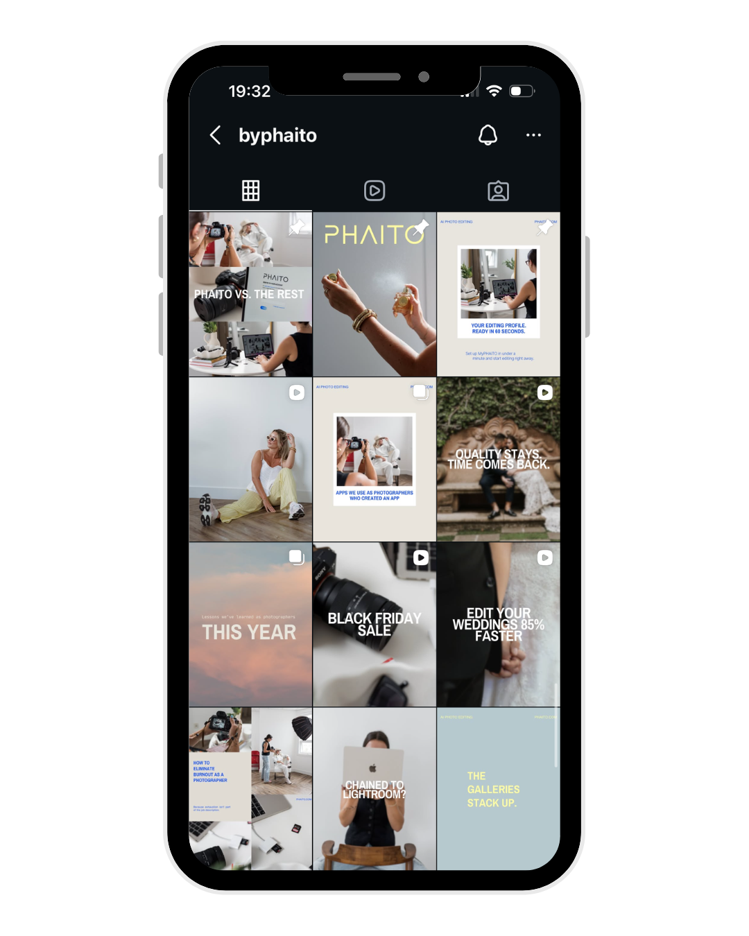 Phaito Social Media Feed